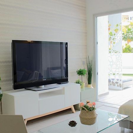 אדחה Ocean Garden Suite 03 Con Jardin Privado מראה חיצוני תמונה