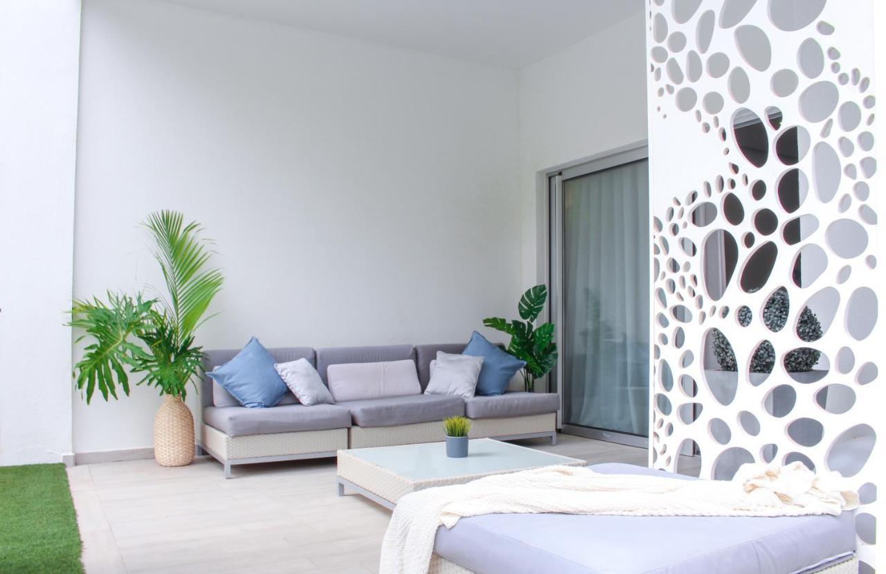 אדחה Ocean Garden Suite 03 Con Jardin Privado מראה חיצוני תמונה