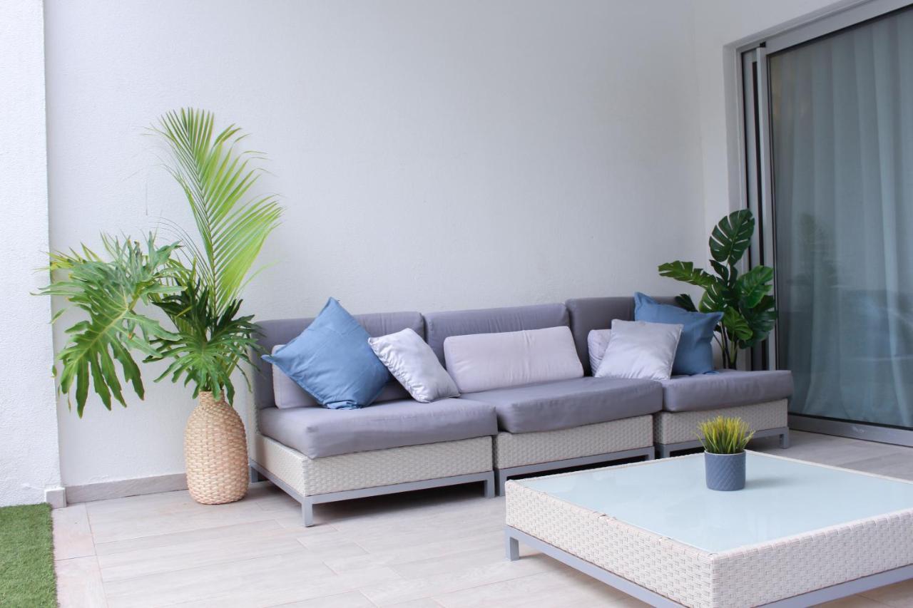 אדחה Ocean Garden Suite 03 Con Jardin Privado מראה חיצוני תמונה